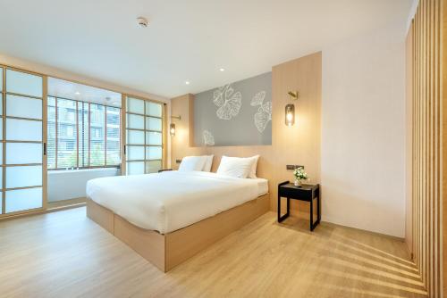 salaya one hotel and service apartment