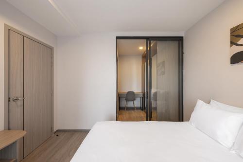salaya one hotel and service apartment