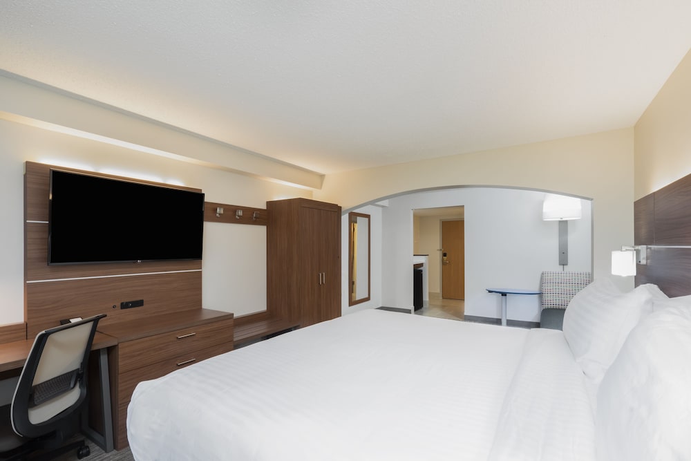 holiday inn express hotel and suites louisville east by ihg
