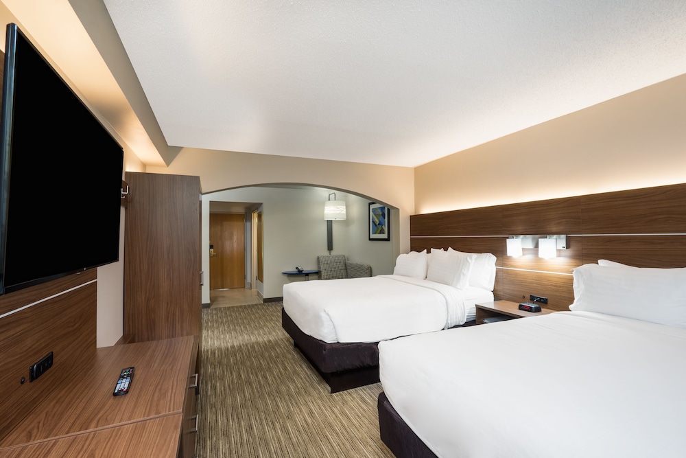 holiday inn express hotel and suites louisville east by ihg
