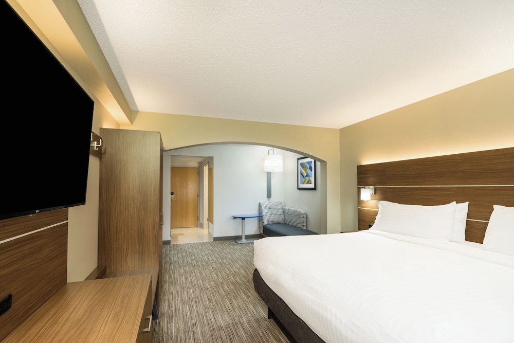 holiday inn express hotel and suites louisville east by ihg
