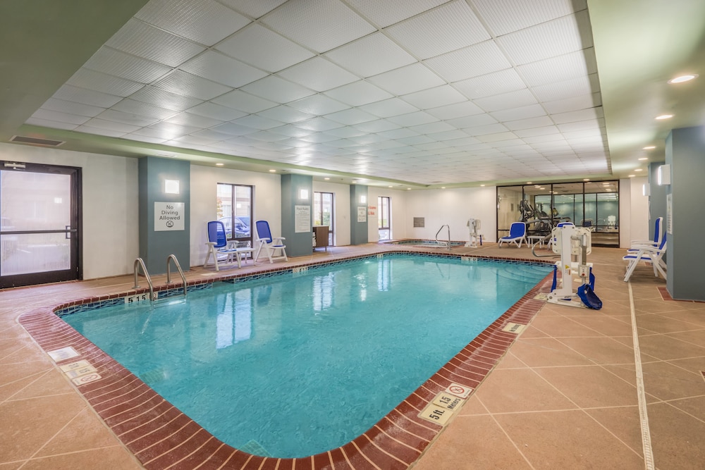 holiday inn express hotel and suites louisville east by ihg