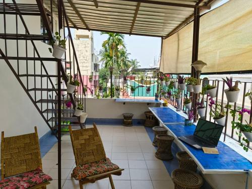 calcutta backpackers