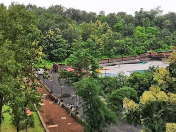 kamal farm resort
