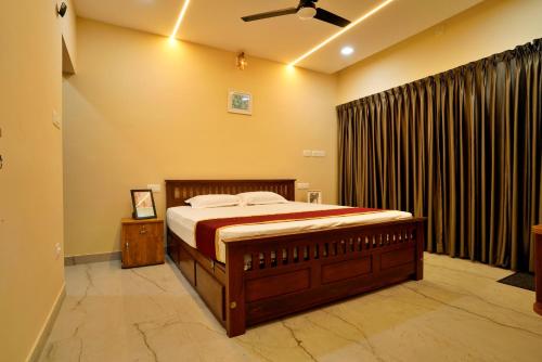 Elephant Village,,4 star