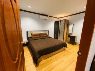 private rooms in phatumwan near siam samyan chula