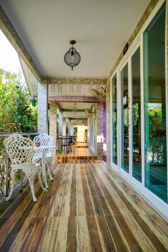 happy garden resort betong thailand