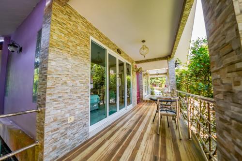 happy garden resort betong thailand