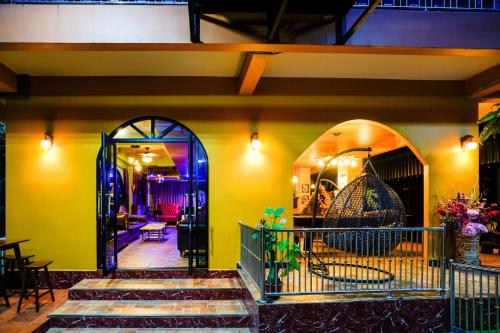 happy garden resort betong thailand