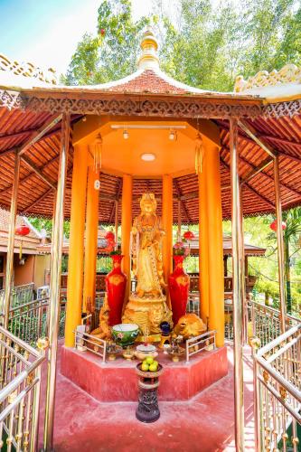 happy garden resort betong thailand