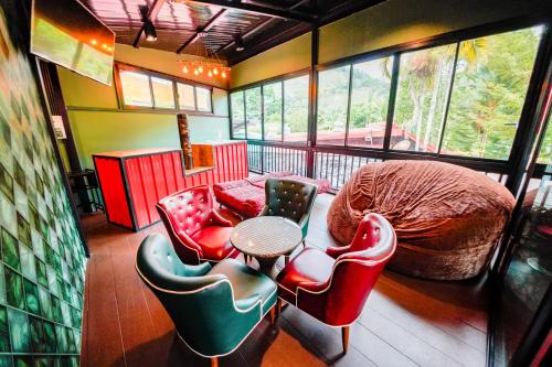 happy garden resort betong thailand