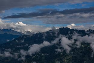 himalayan horizon by veo part of stayvista
