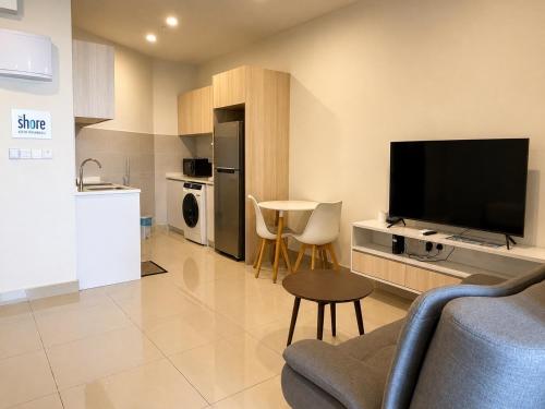 the shore kota kinabalu city centre by lw suites