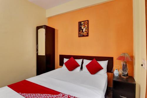 Hotel O Palms Inn Rooms,,3 star