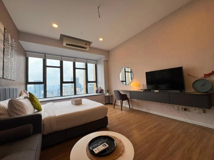 ceylonz suites nr pavilion and klcc by yoursuperhost