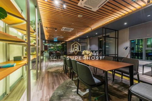 ceylonz suites nr pavilion and klcc by yoursuperhost