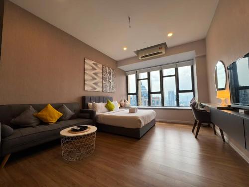 ceylonz suites nr pavilion and klcc by yoursuperhost