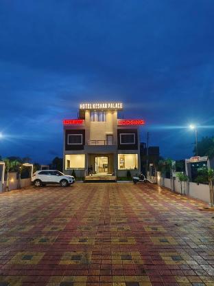 hotel keshar palace and lodging