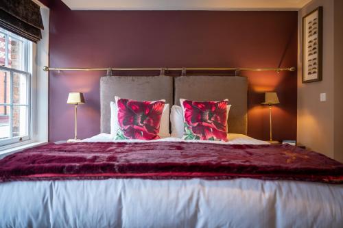 At Home Apartments,,4 star