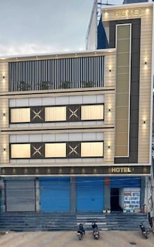 nagpal hotel and restaurant