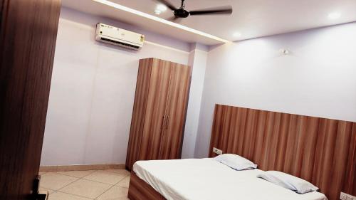 nagpal hotel and restaurant