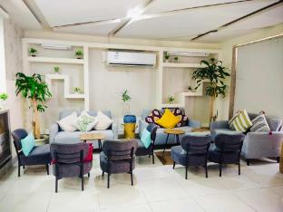 celine almotamaiza serviced apartment