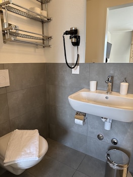 aparthotel krone self check in