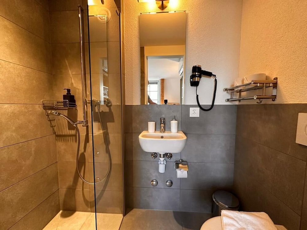 aparthotel krone self check in