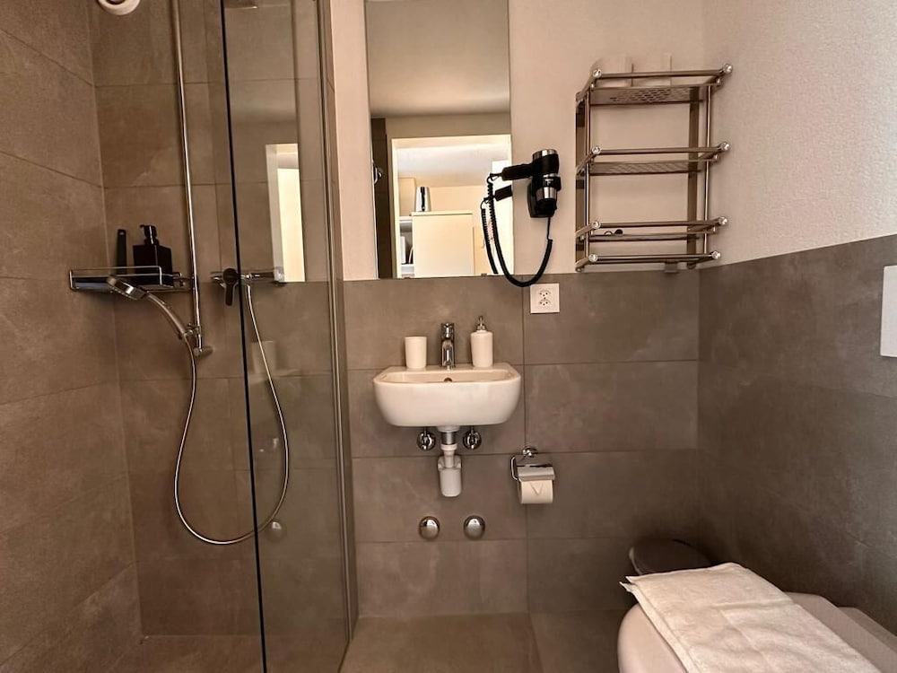 aparthotel krone self check in