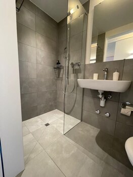 aparthotel krone self check in