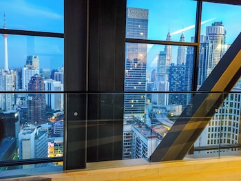 the axon bukit bintang