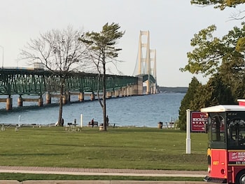 parkside inn bridgeview
