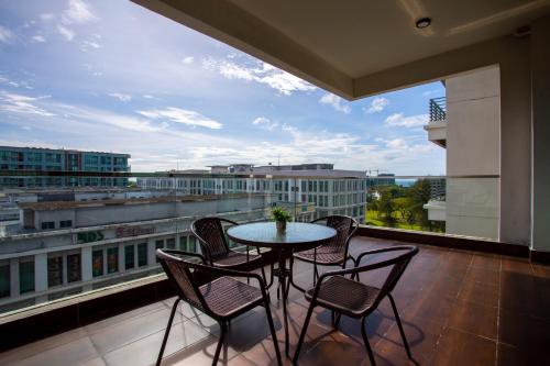 aj suites loft imago kk