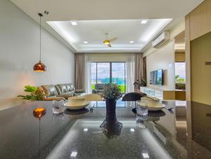 aj suites loft imago kk