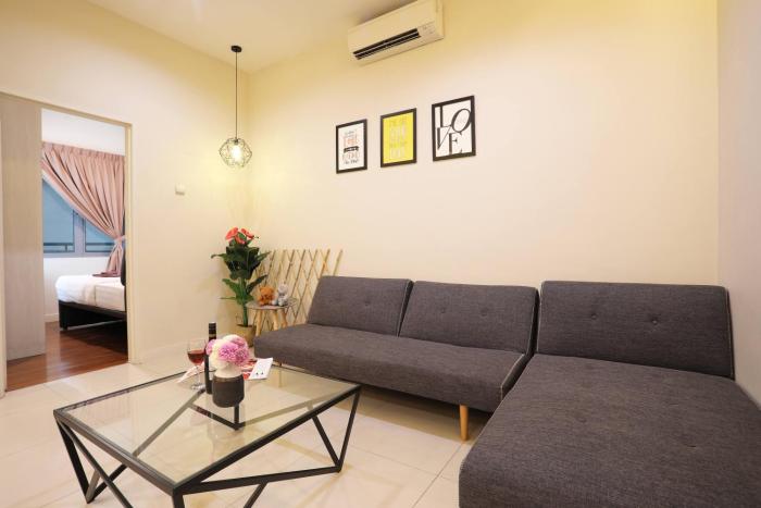 aj suites loft imago kk
