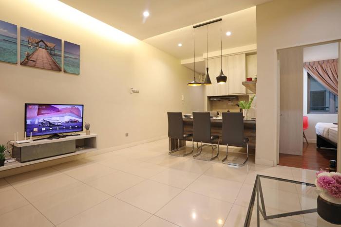 aj suites loft imago kk