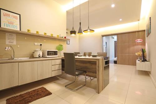aj suites loft imago kk