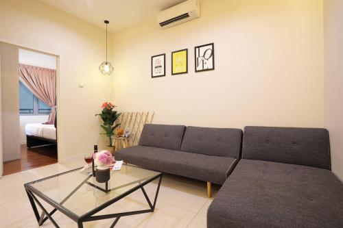 aj suites loft imago kk