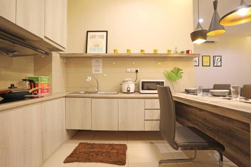 aj suites loft imago kk