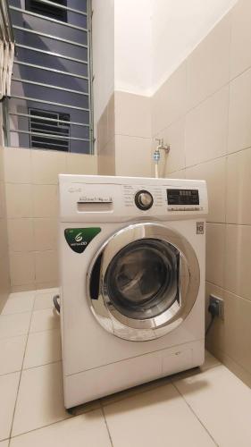 aj suites loft imago kk
