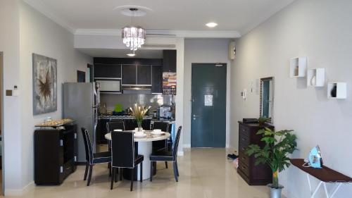 aj suites loft imago kk