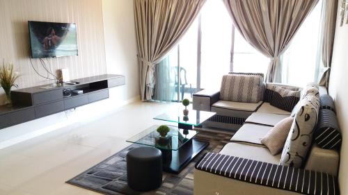 aj suites loft imago kk