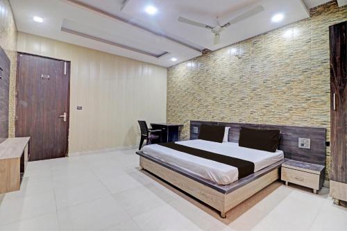 Grand Townhouse,,4 star