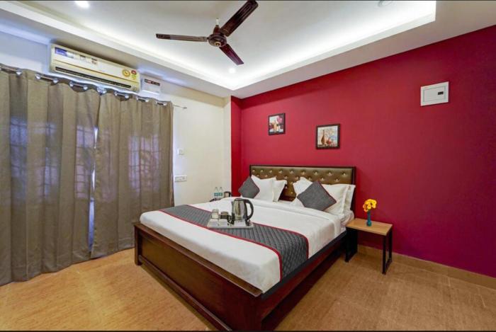 redfox hotel near us biometric