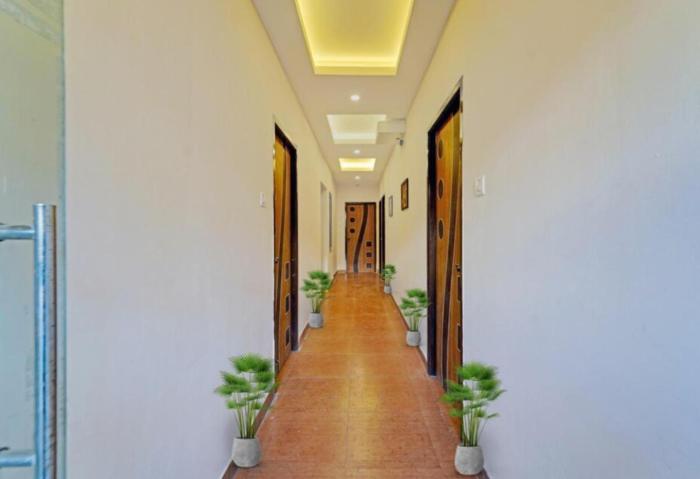 redfox hotel near us biometric