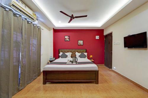 redfox hotel near us biometric