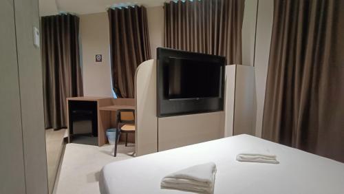 urban inn serai wangi