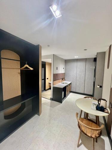 urban inn serai wangi