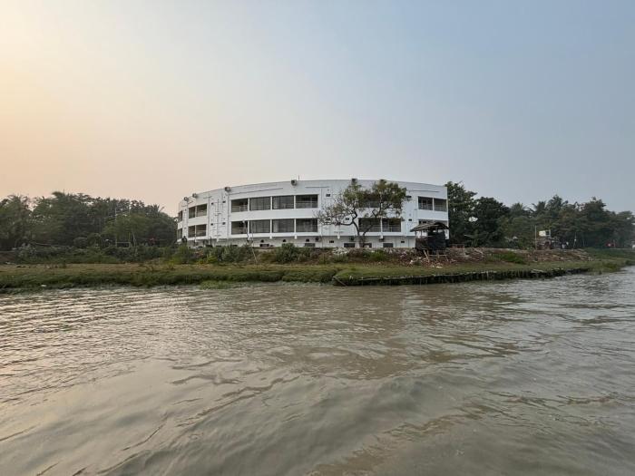 ichhamati hotel and restaurant