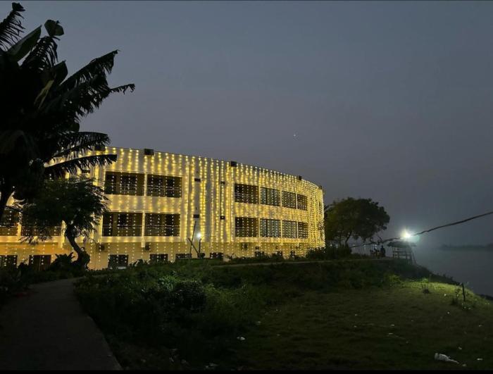 ichhamati hotel and restaurant